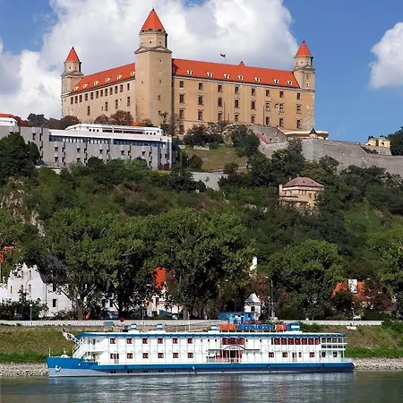 Marina Bratislava