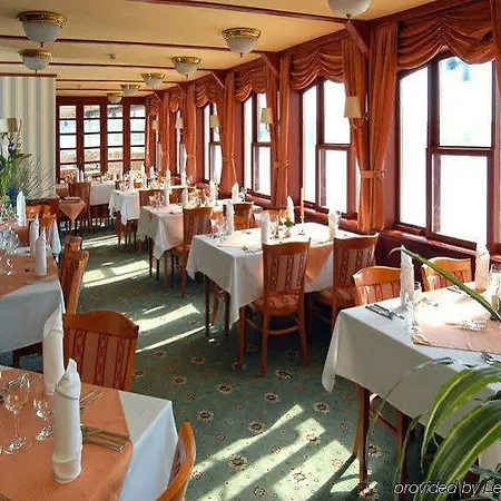 Marina Bateau-hôtel 3*